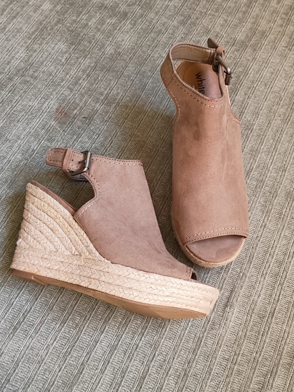 White Mountain Riches Espadrille Wedge Sandals Taupe Suede Size 7.5